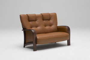 ハイバックコンパクトソファの代名詞/W158モデル